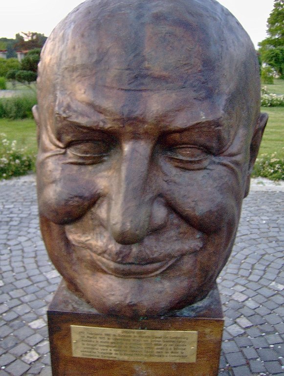vlad_hpim0582.jpg