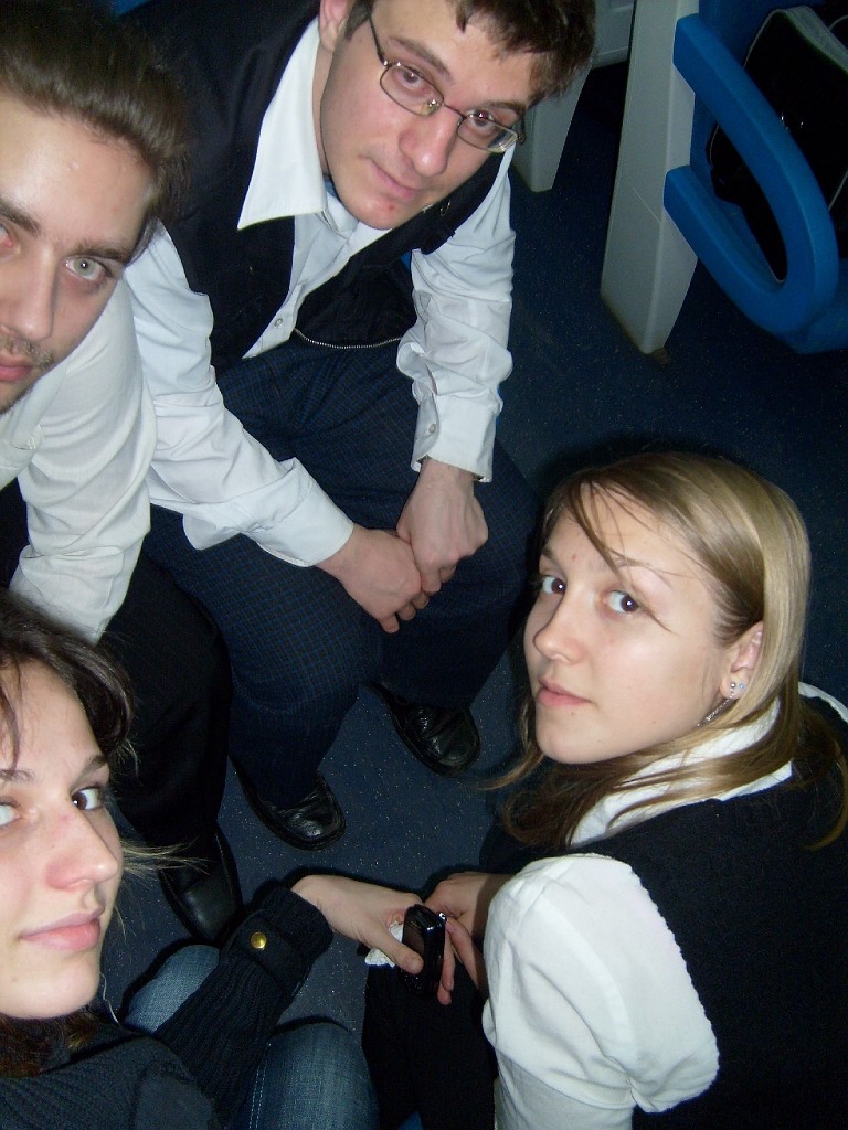 S6301947r.JPG